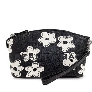 Marc Jacobs Daisy Floral Leather Beauty Pouch Wristlet Black White